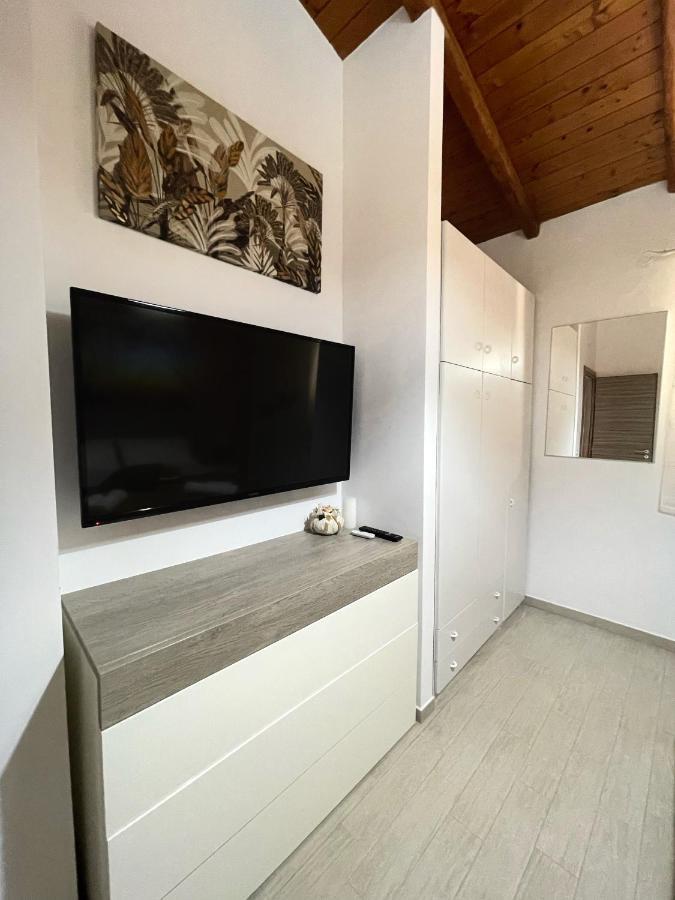 La Casetta Di Sophia Torrenova  Bagian luar foto