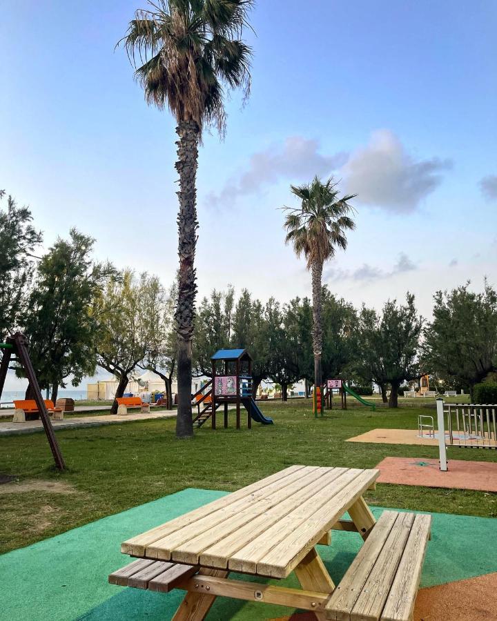 La Casetta Di Sophia Torrenova  Bagian luar foto